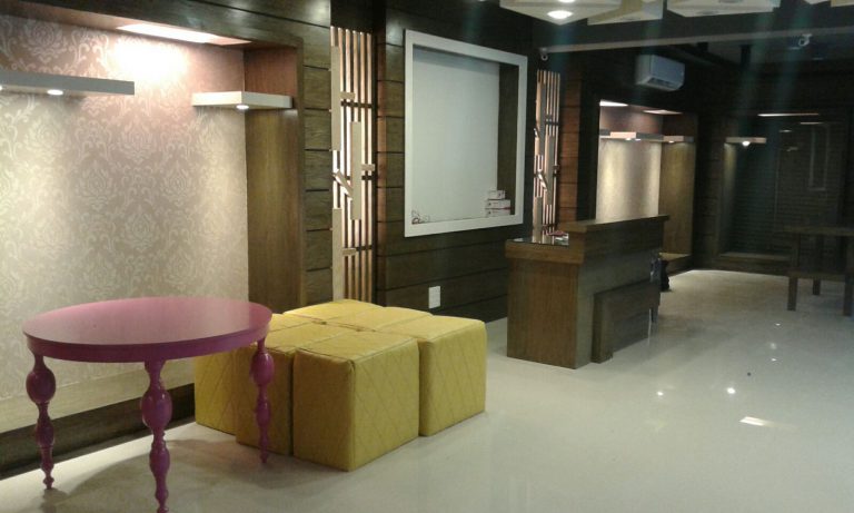 Chinyere Outlet Interior, photo 11